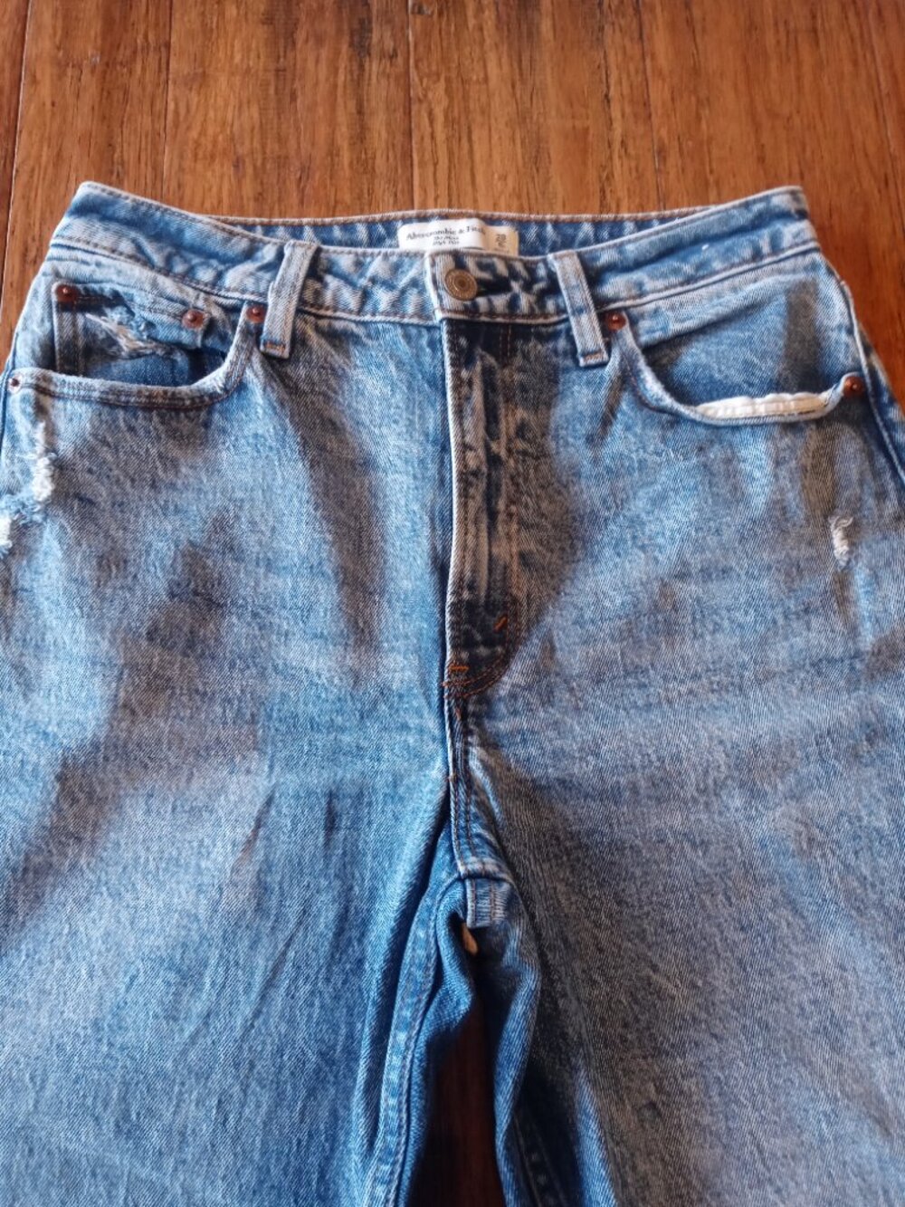 ABERCROMBIE & FITCH high rise the mom jeans (6S/28) - Picture 9 of 16